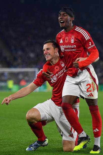 正成为影响 正成为影响